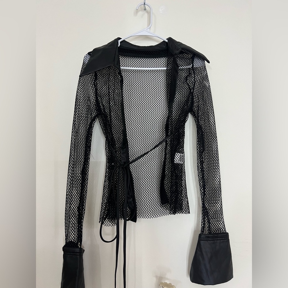 Fishnet cardigan blouse - Picture 3 of 3